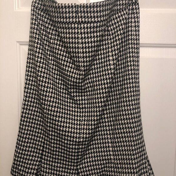 Kasper Black plaid Skirt suit set - Picture 2 of 13
